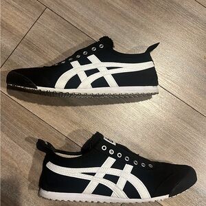 Onitsuka Tiger by Asics Men's Black Sneakers